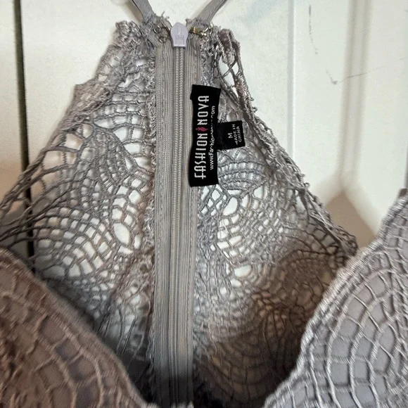 Fashion Nova grey Lace Halter mini dress - medium- adjustable straps - Picture 3 of 4